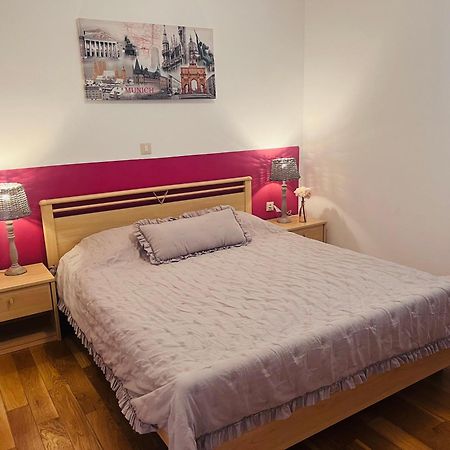 Apartment Aleks Tar-Vabriga Buitenkant foto